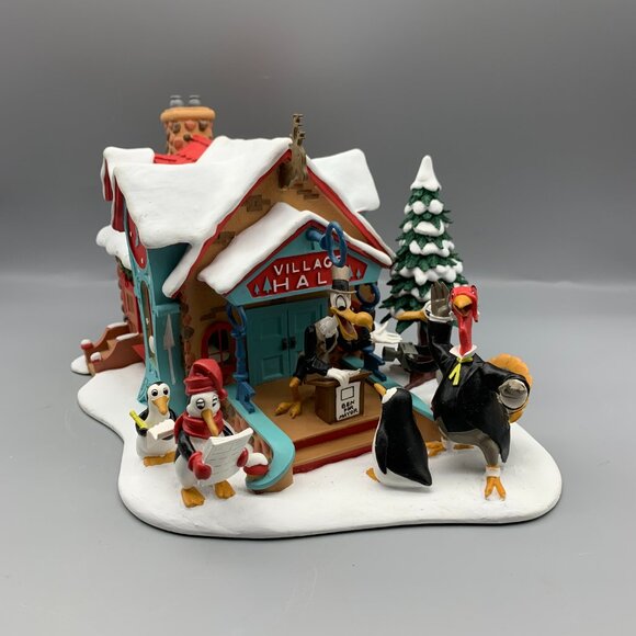 1995 Danbury Mint North Pole Village Hall from Disney Winter Wonderland in Box - Picture 1 of 16